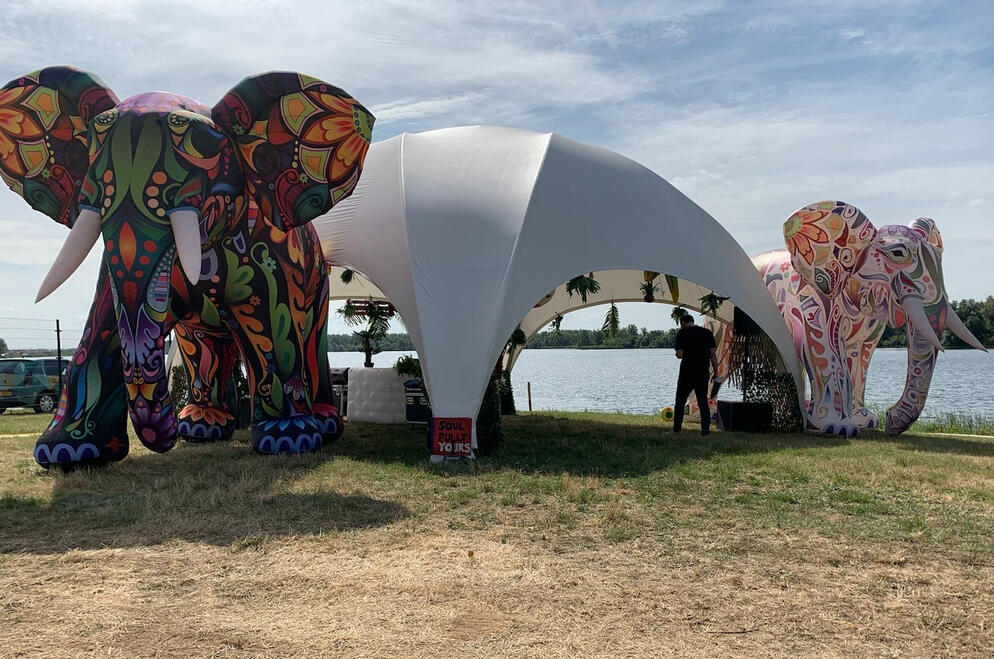 once upon a beach 2023